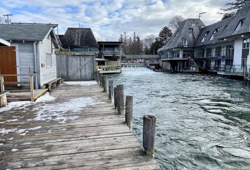 Betsie Riverside Resort