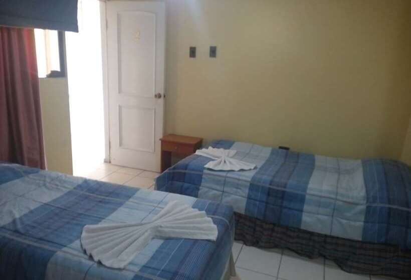 ホテル King Iquique