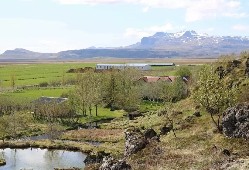 هتل Miðhraun   Lava Resort
