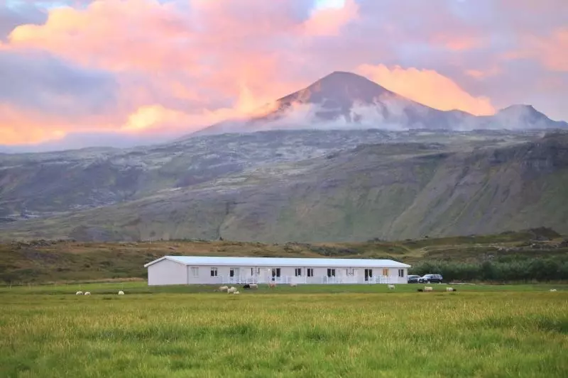 هتل Miðhraun   Lava Resort