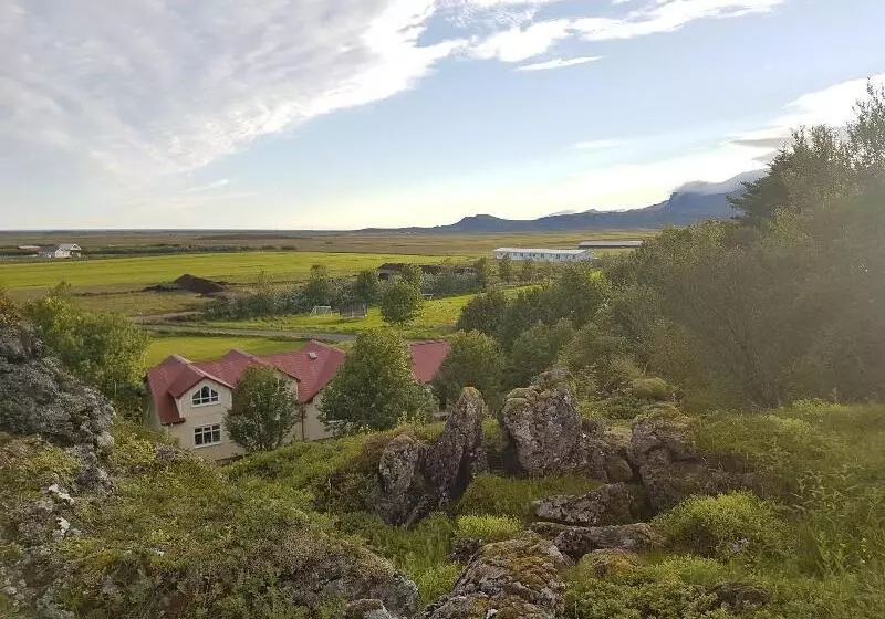 هتل Miðhraun   Lava Resort