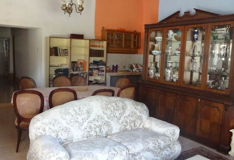 호텔 Normandie   Tarma