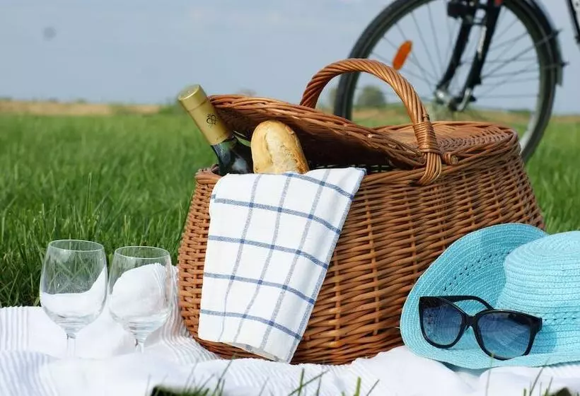 Maaseutuhotelli Agroturystyka żabi Raj