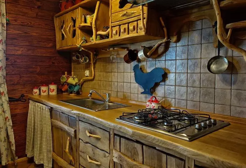 Maaseutuhotelli Agroturystyka żabi Raj