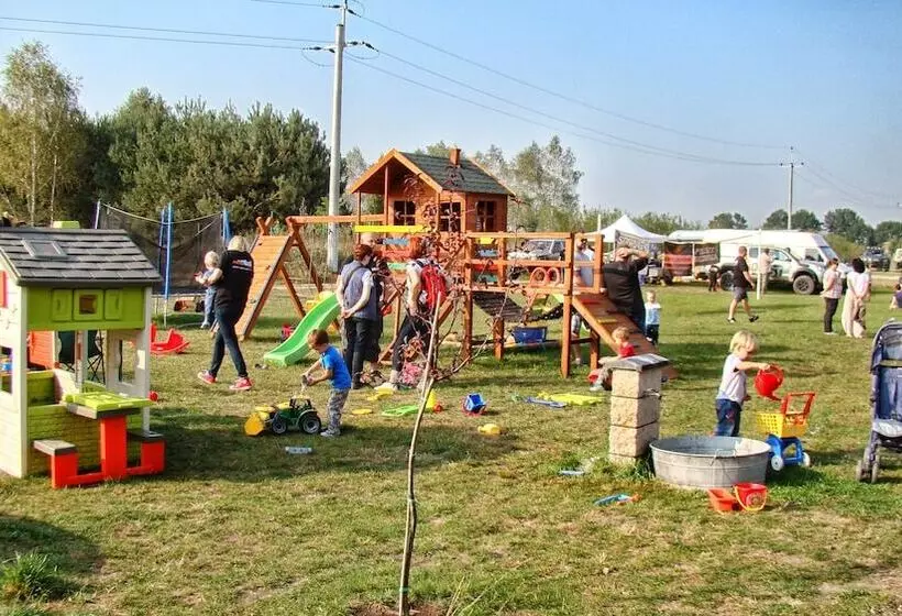Maaseutuhotelli Agroturystyka żabi Raj