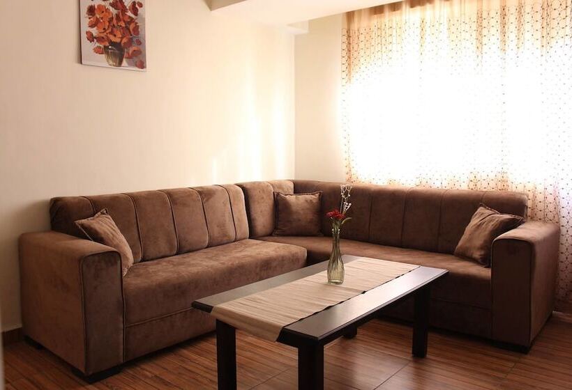 هتل Sohol Al Karmil Suites