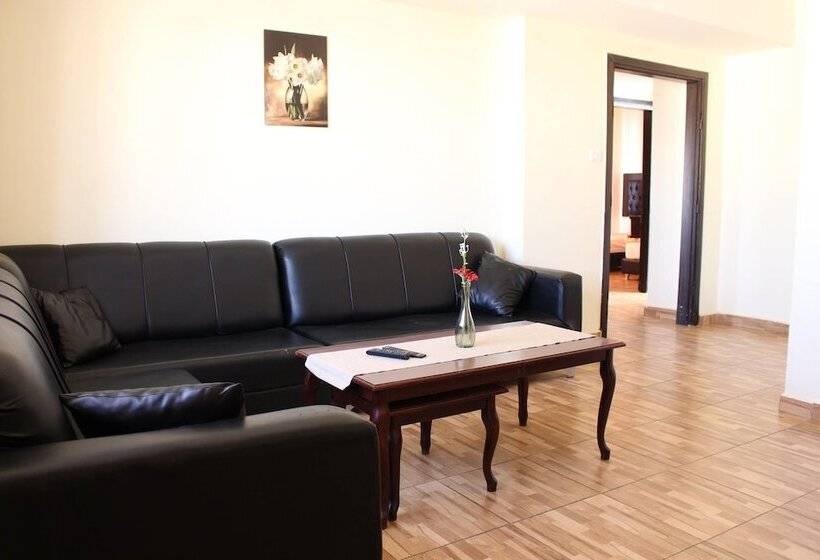 هتل Sohol Al Karmil Suites