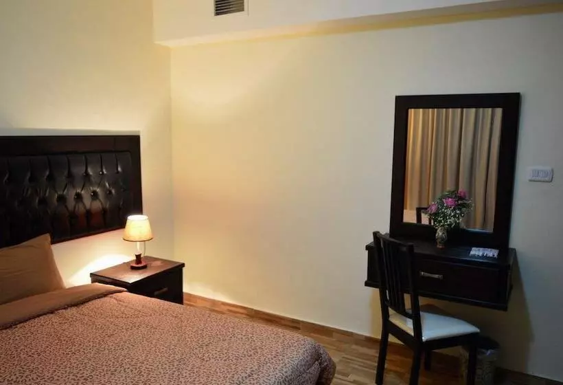 هتل Sohol Al Karmil Suites