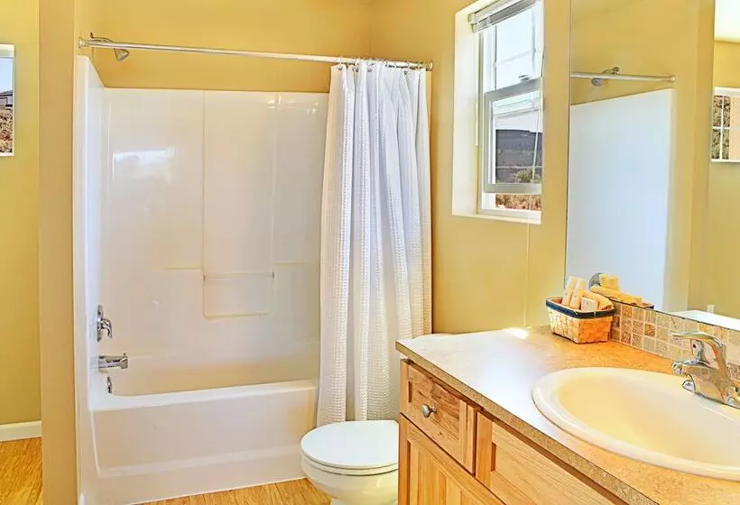 Hotelli Sunbanks Lake Resort