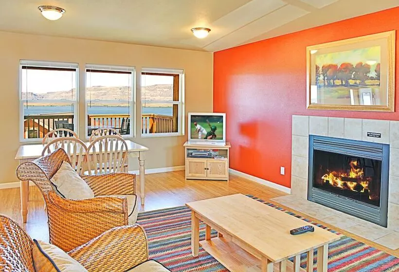 Hotelli Sunbanks Lake Resort