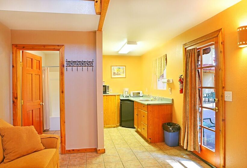 בית מלון כפרי Sunbanks Lake Resort