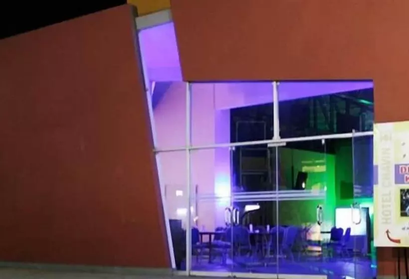 هتل Y Centro De Convenciones Chavin