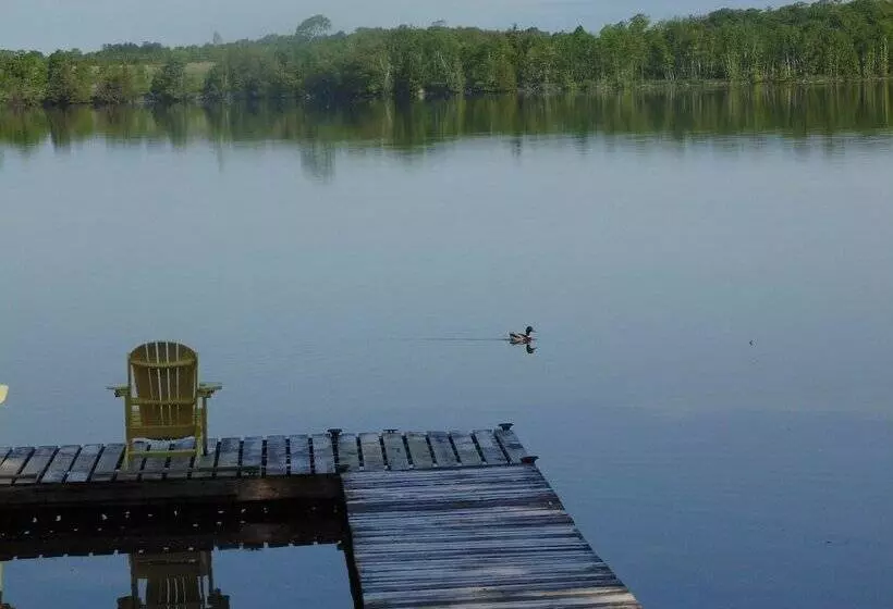 Maple Grove Cottages