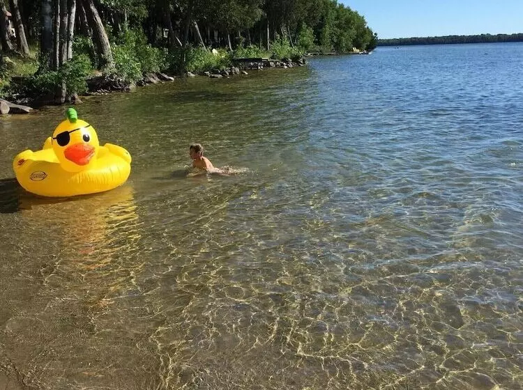 Maple Grove Cottages