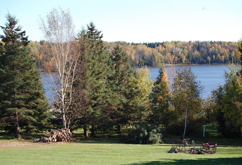 מוטל Northwoods Inn Llc