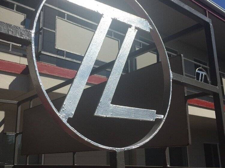 מוטל Teton Lofts