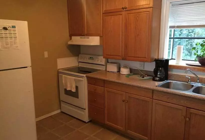 Majatalo Leigh Lani Guest House