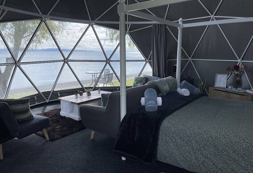 منتجع Motutere Bay Top 10 Holiday Park