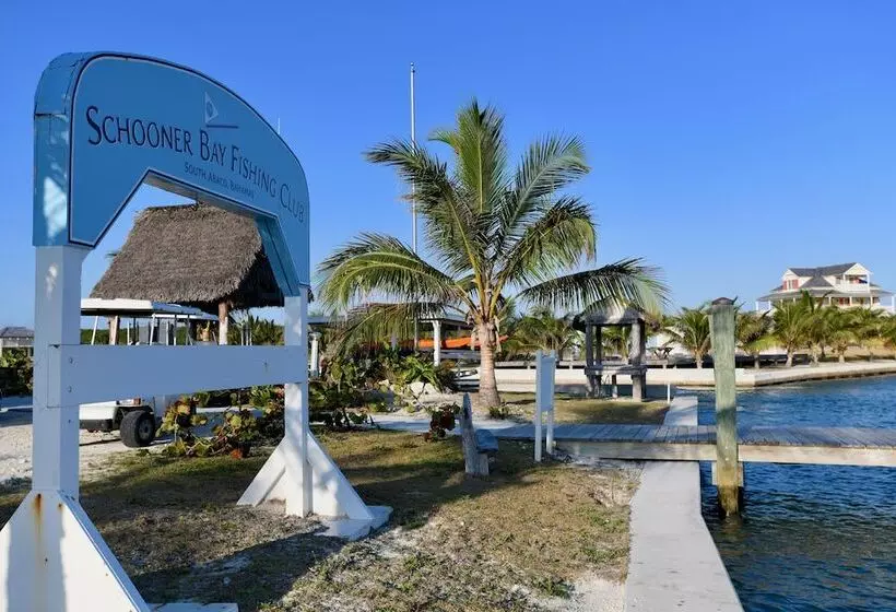 The Sandpiper Inn & Cottages