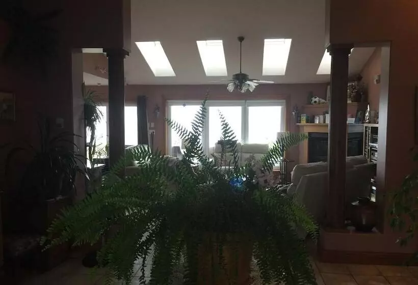 Amherst Cove Cottages