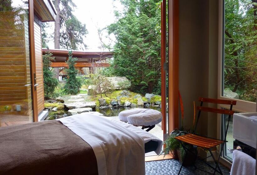 Bed and Breakfast Pointhouse Suites On Sargeant Bay