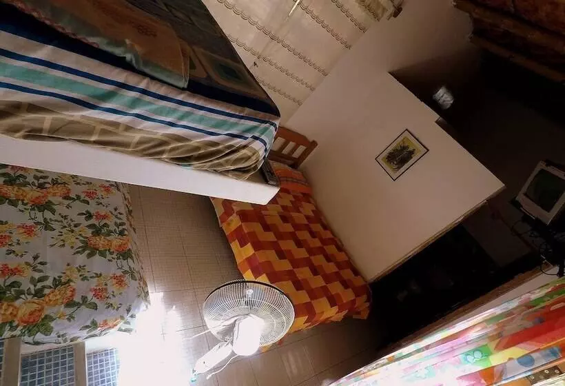 簡易ホテル La Casa De Betty