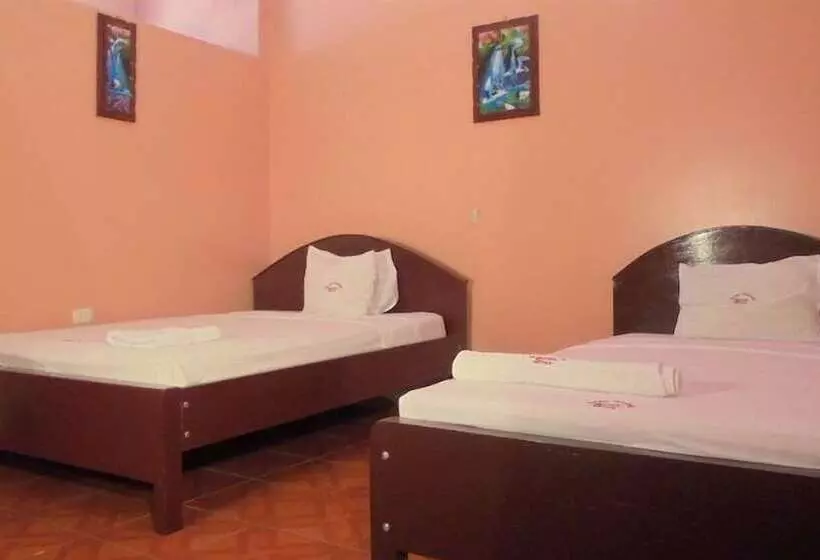 Hostal Super Star