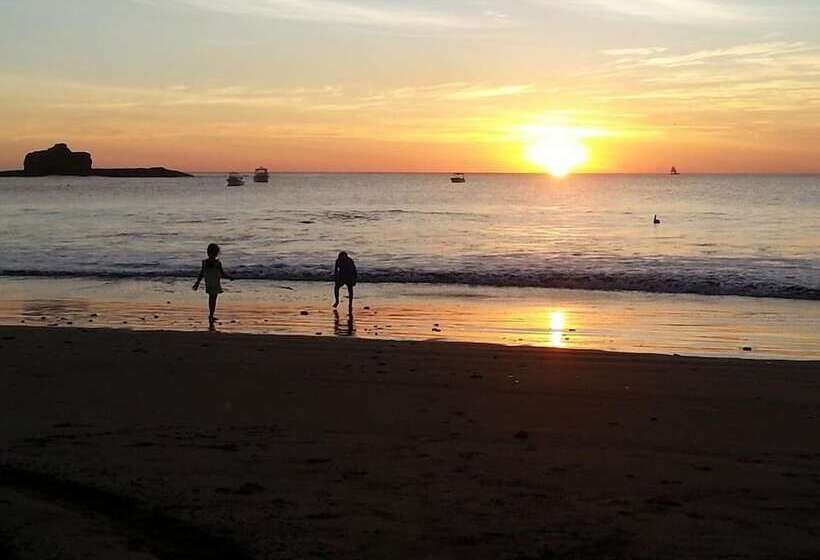 Hostal Y Restaurante Villa Mar