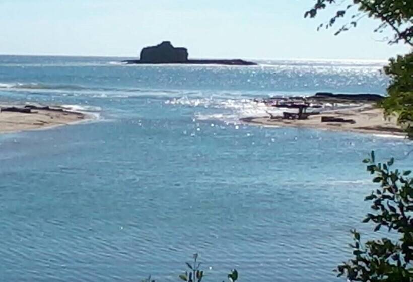 Hostal Y Restaurante Villa Mar