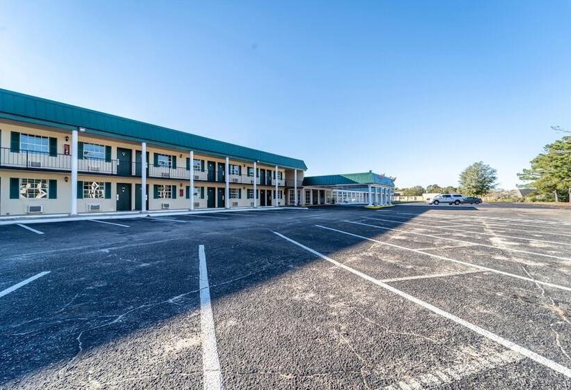 酒店 Dothan National Golf Club And