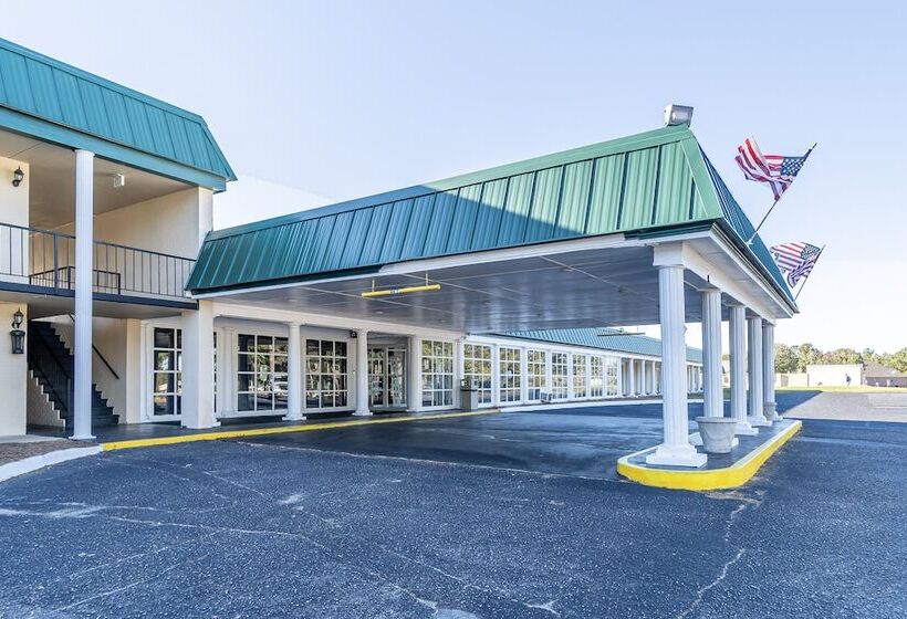 酒店 Dothan National Golf Club And