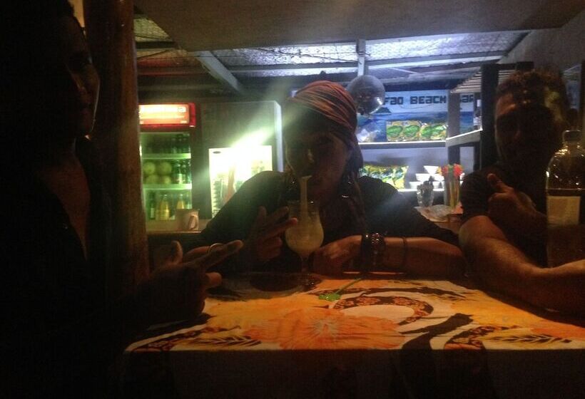 هتل Faofao Beach Fales