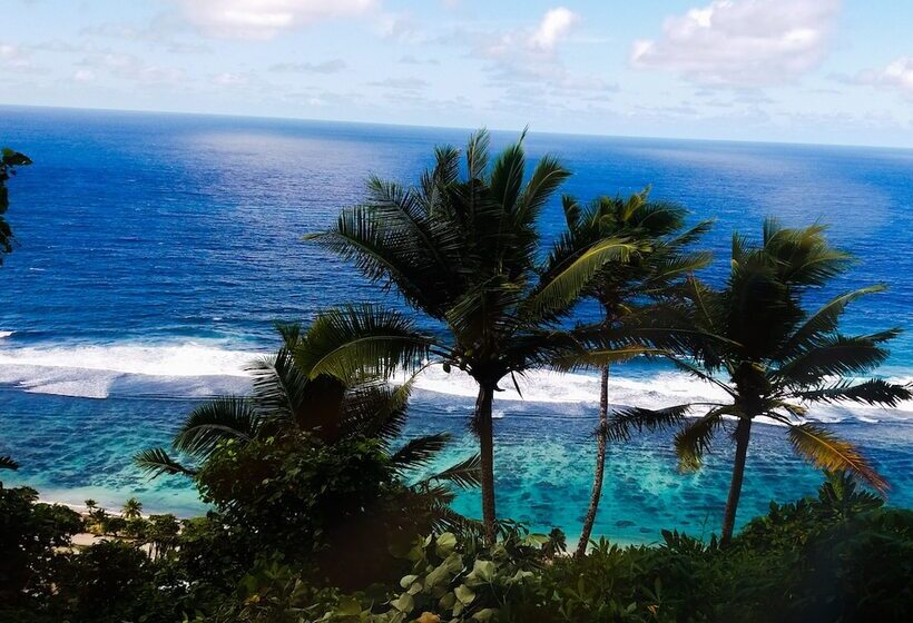 هتل Faofao Beach Fales