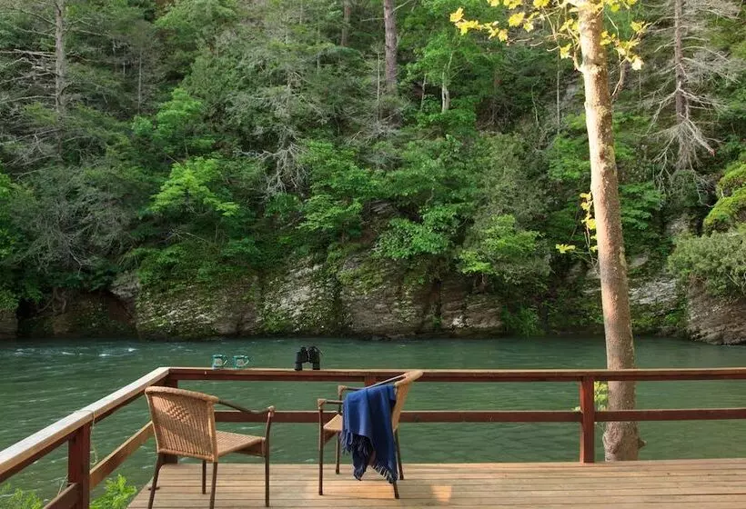 Hotelli Fort Lewis Lodge