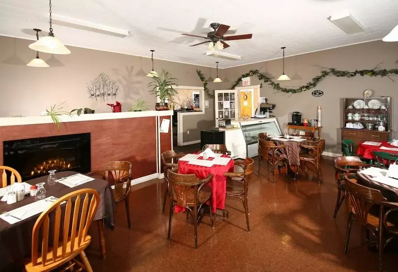 ホテル Genevieve Bay Inn