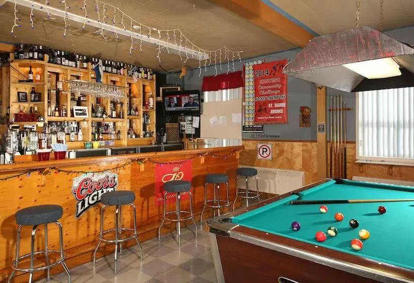 ホテル Genevieve Bay Inn