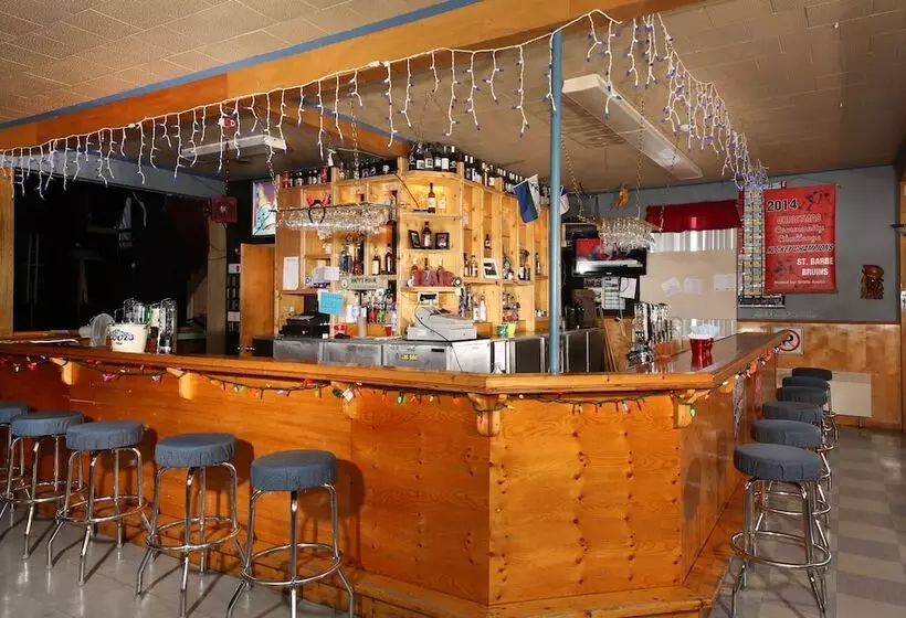 ホテル Genevieve Bay Inn