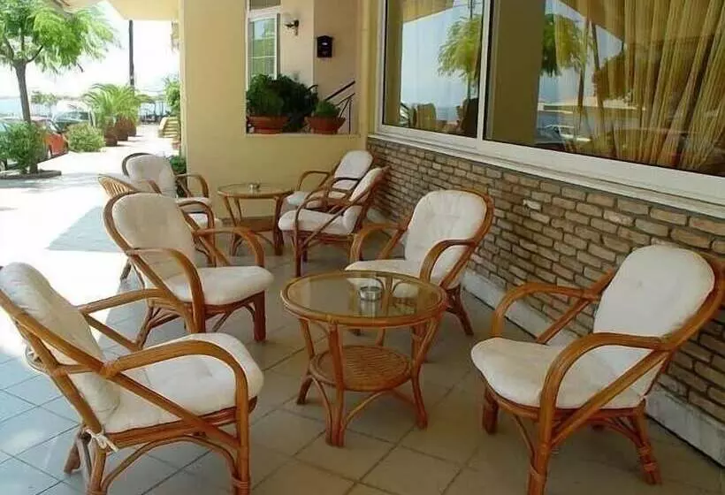 Hôtel Kiapekos Studios