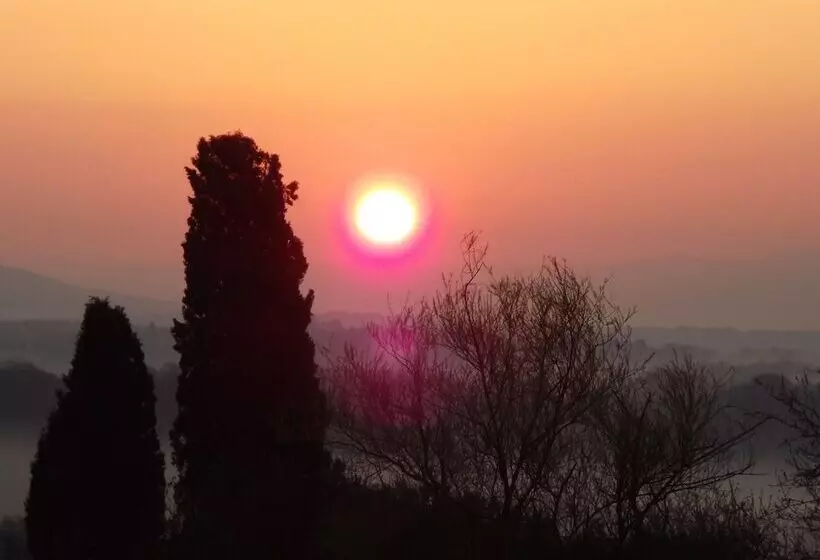 田舎風ホテル Tenuta I Lecci Di Gurian Roberta Maura