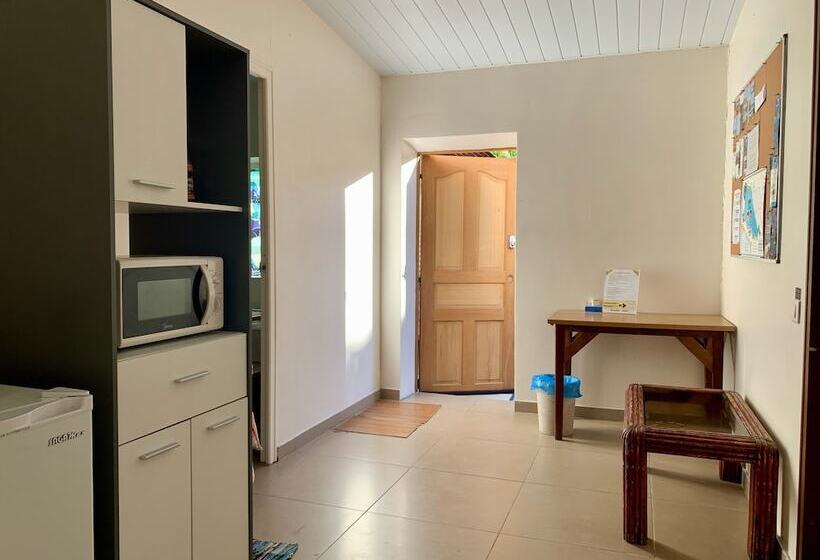 هتل Va A I Te Moana