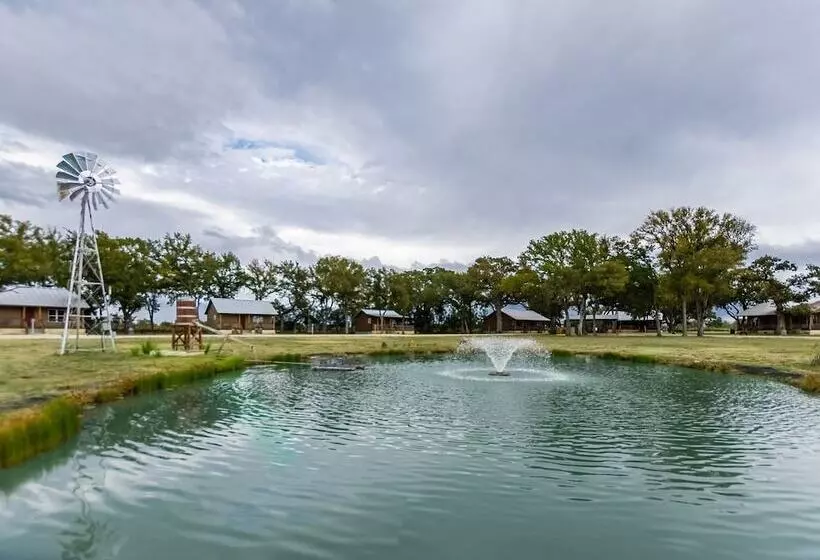 Hotelli Vineyard Trail Cottages   Adults Only