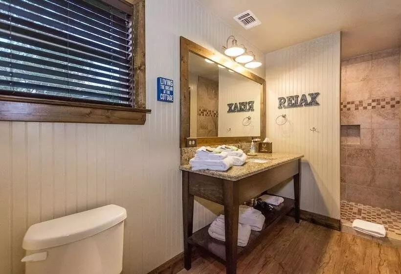 Hotelli Vineyard Trail Cottages   Adults Only