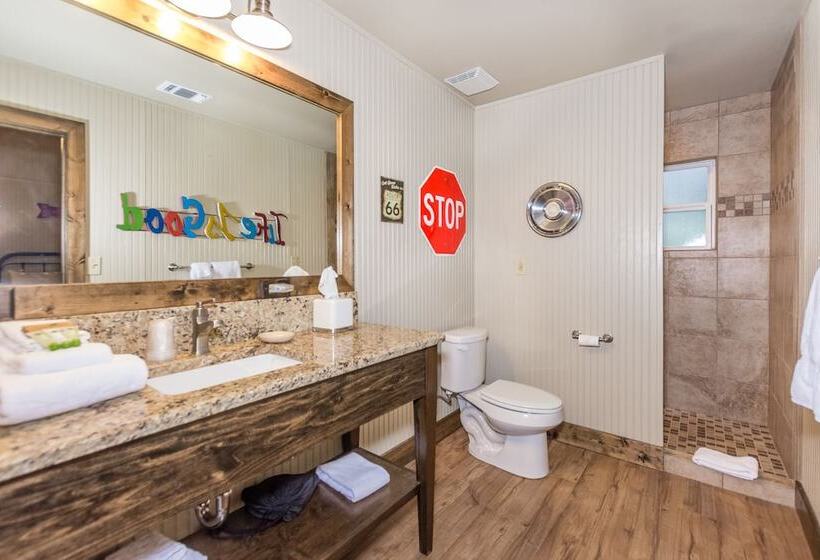 Otel Vineyard Trail Cottages   Adults Only