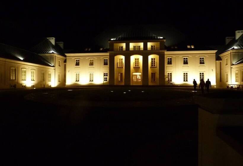 Отель Zamek Janów Podlaski