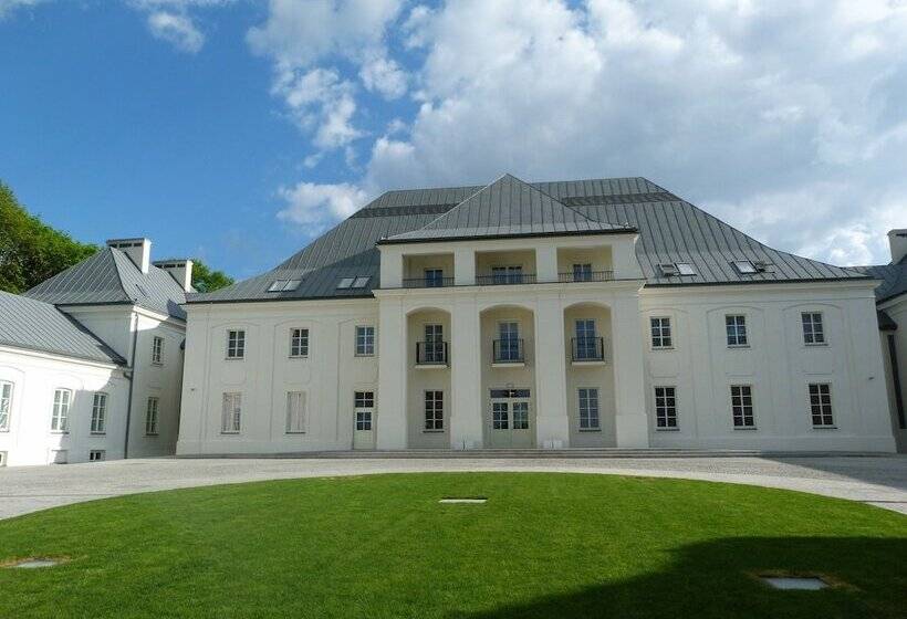 Отель Zamek Janów Podlaski