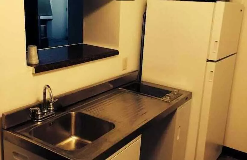 モーテル American Suites El Dorado