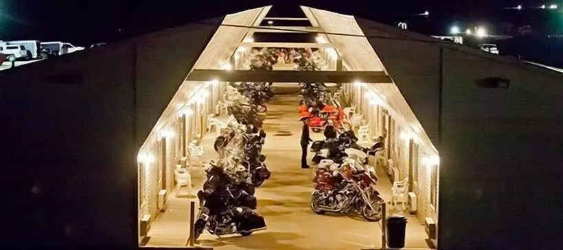 モーテル Iron Horse Inn