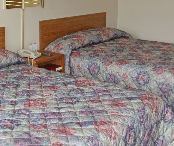 Мотель Iron Horse Inn