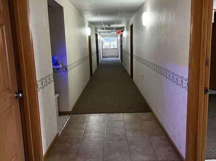 Motelli Lincoln Host Motor Inn