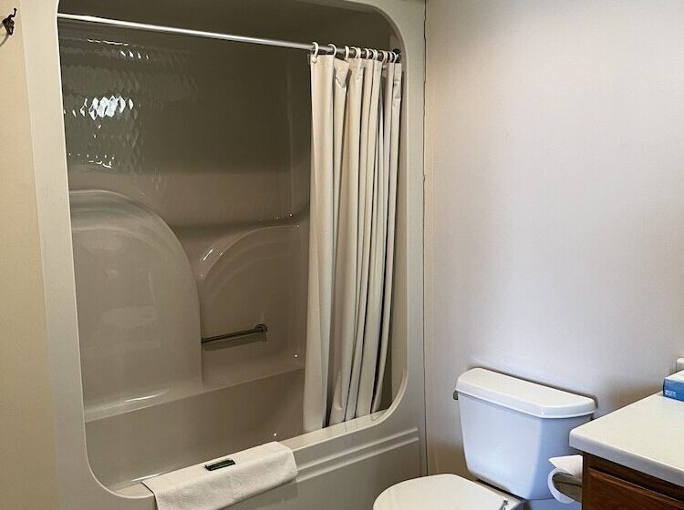 مُتل Lincoln Host Motor Inn